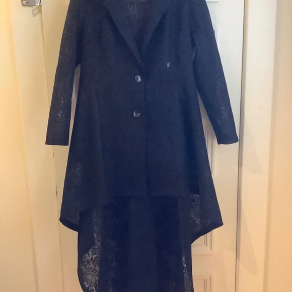 Evening lace jacket - Picture 1 of 2